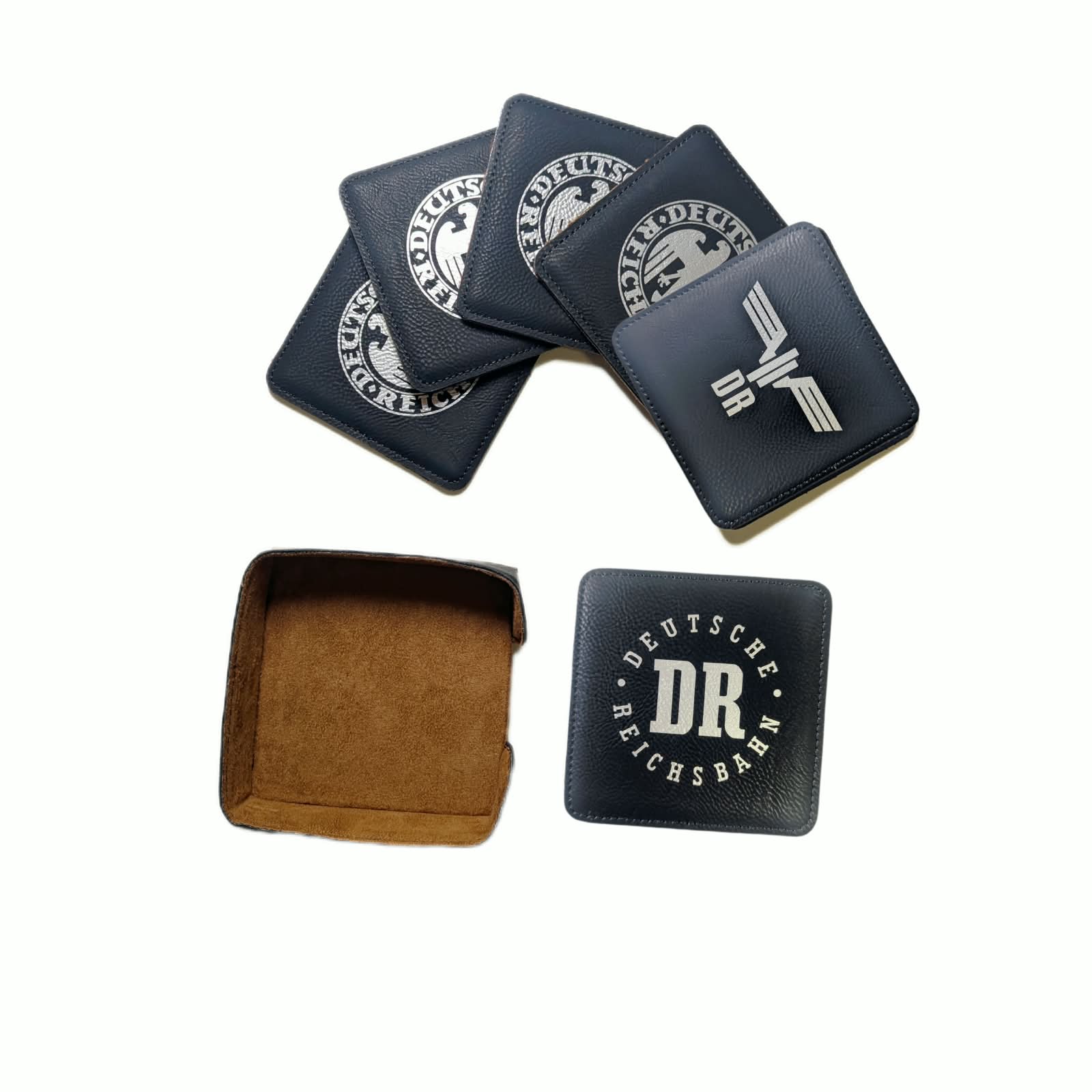 Untersetzer-Set mit Eisenbahn-Motiven der Deutschen Reichsbahn